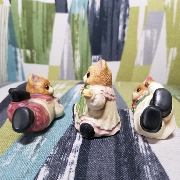 Vtg 3 Kitten Figurines Whimsical Naughty And Sweet Ceramic Porcelain Cats Japan - Picture 13 of 14
